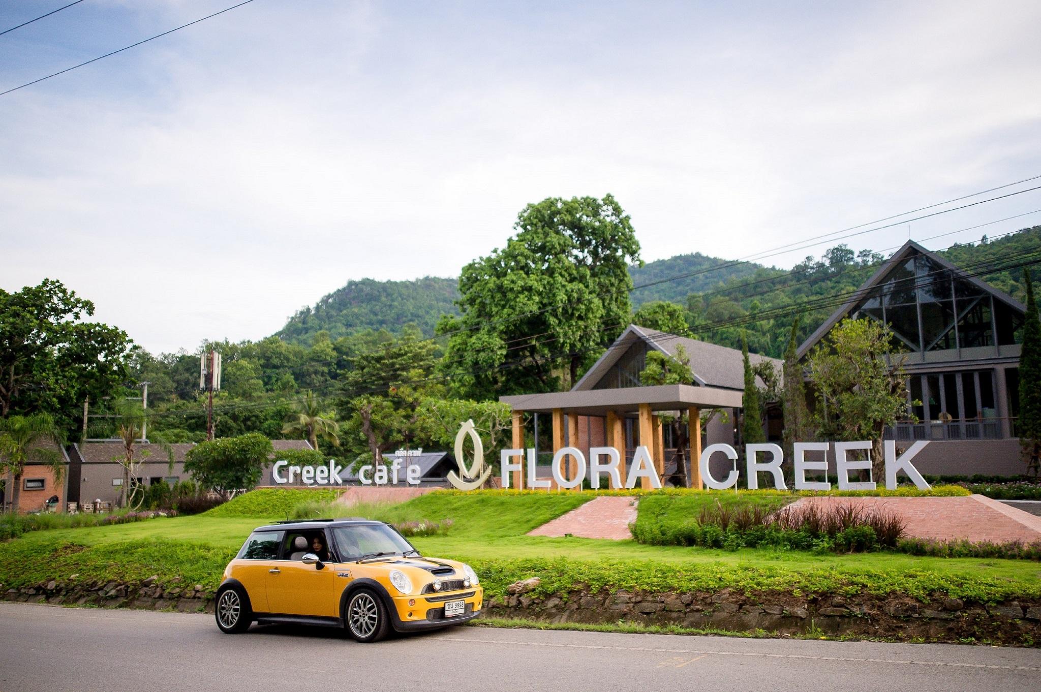 Resort Flora Creek Hang Dong
