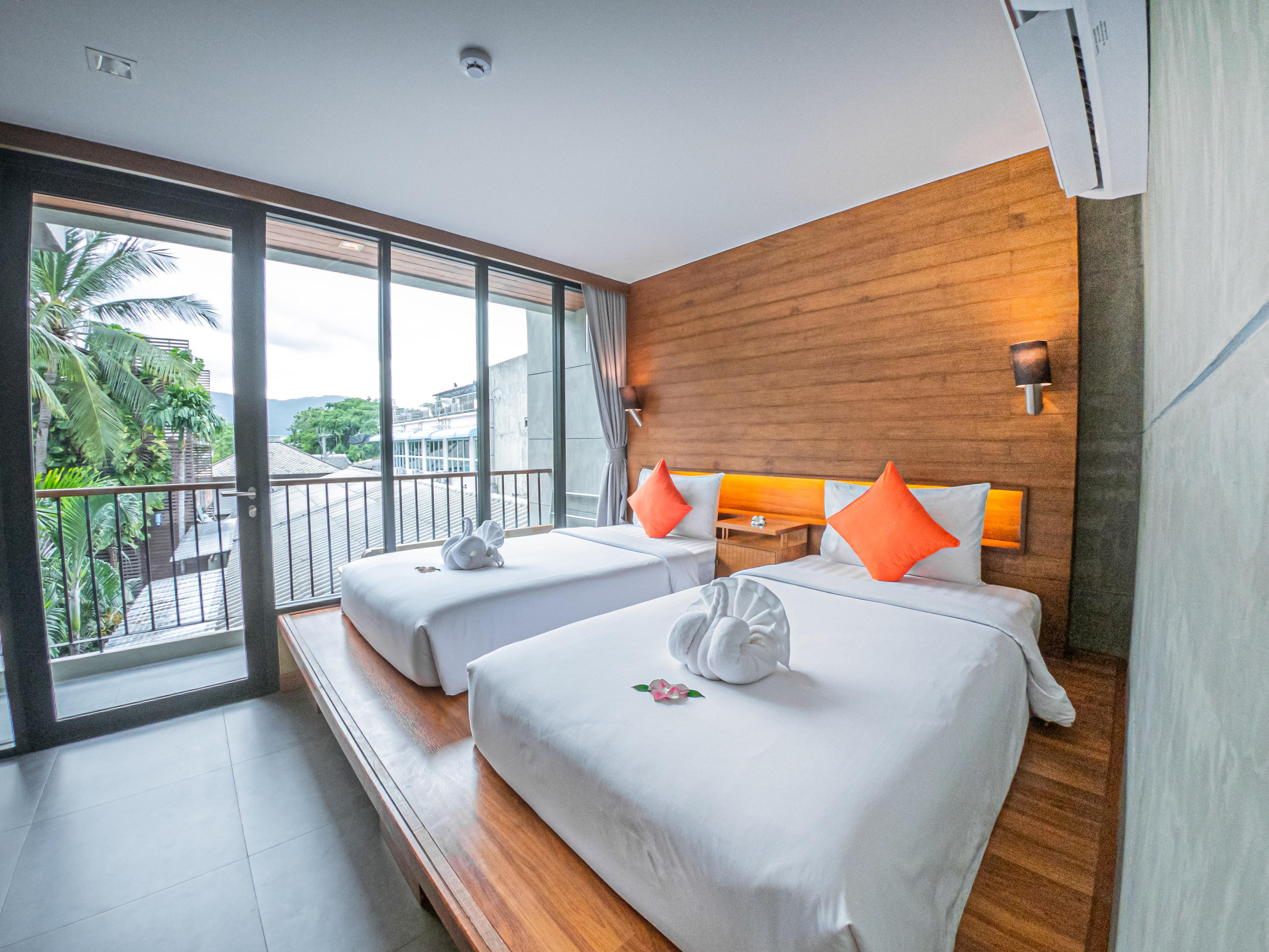 J4 Samui 2*