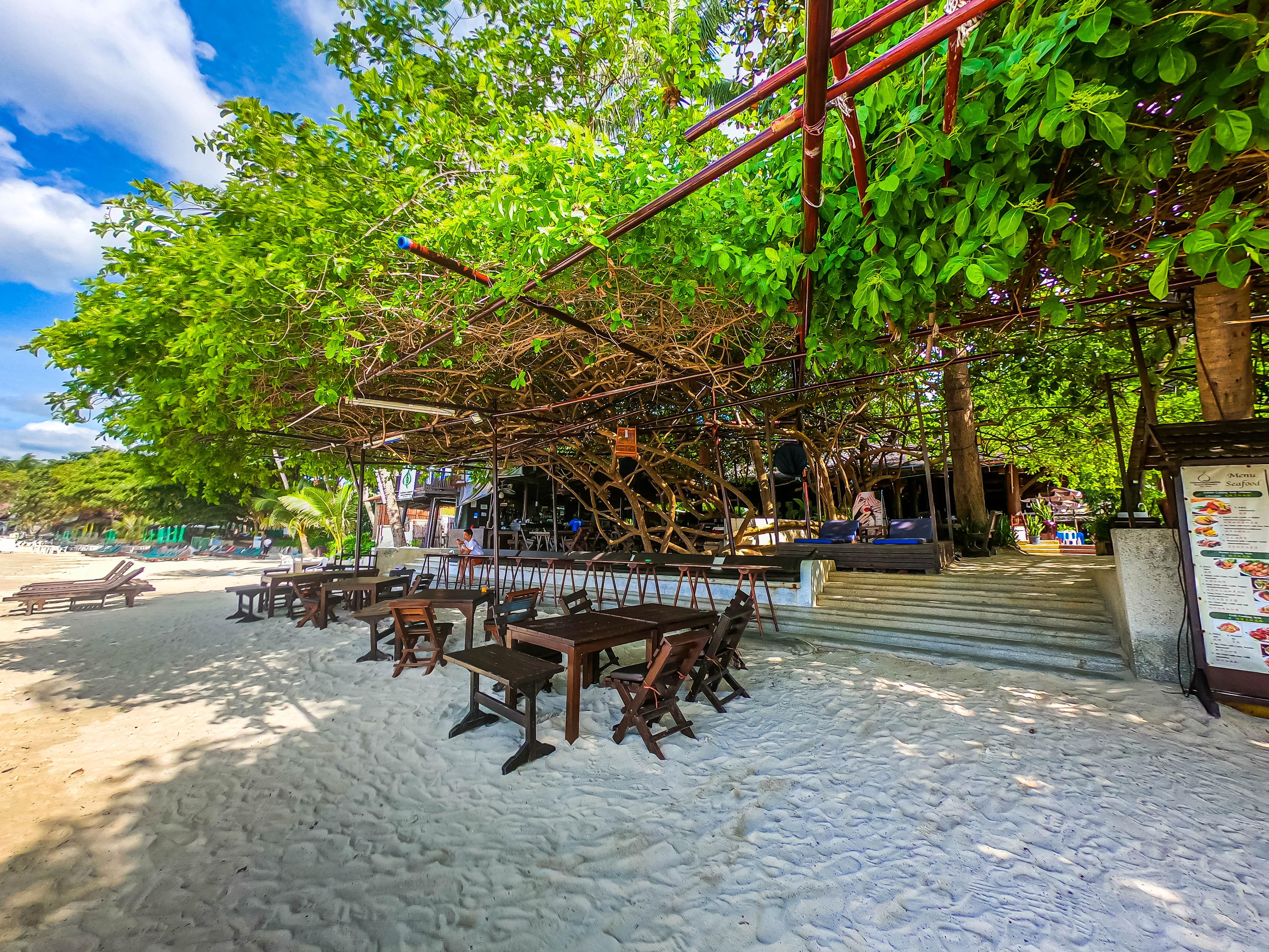 J4 Samui