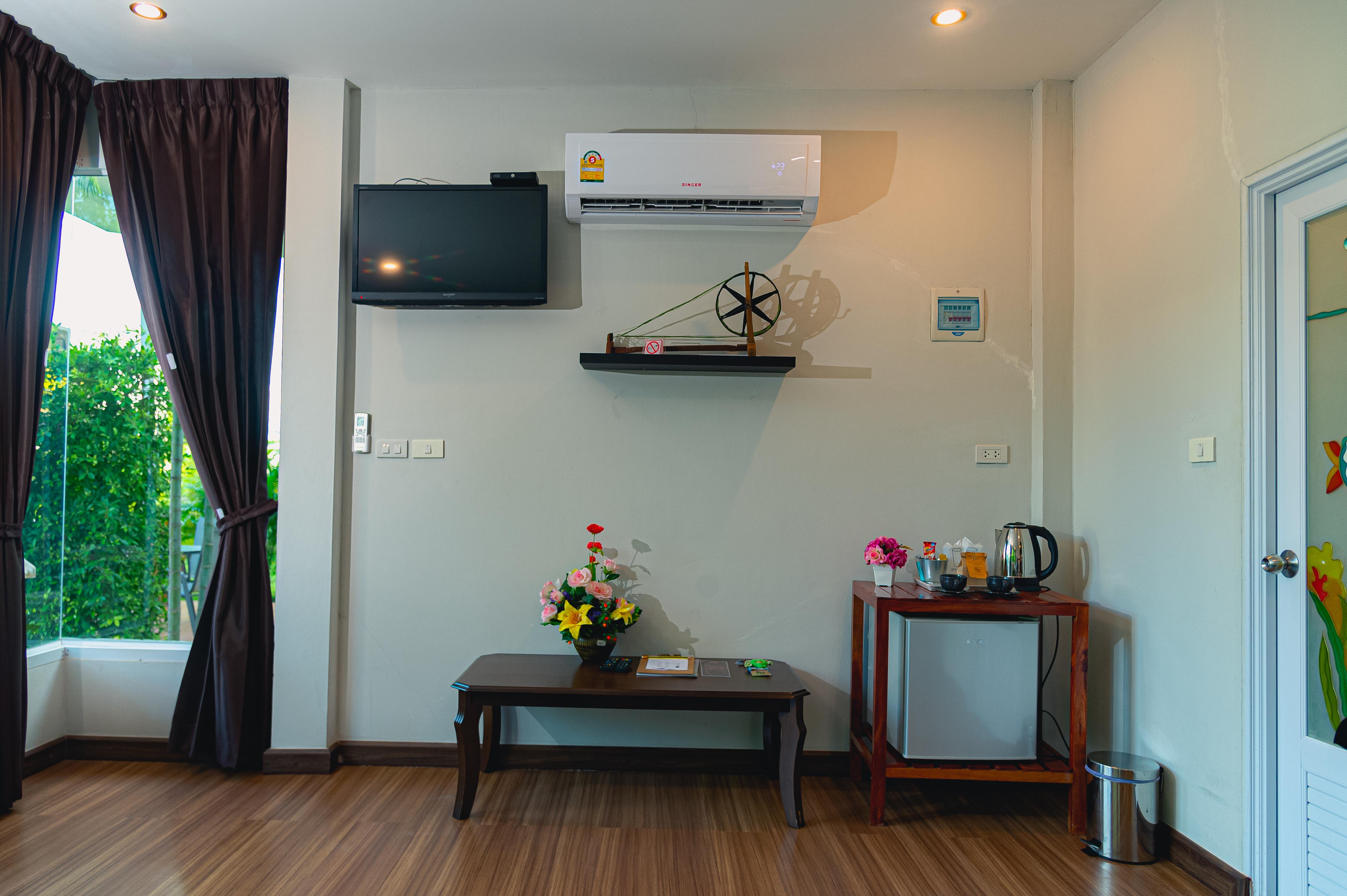 Bluemoon Riverside Resort 3*