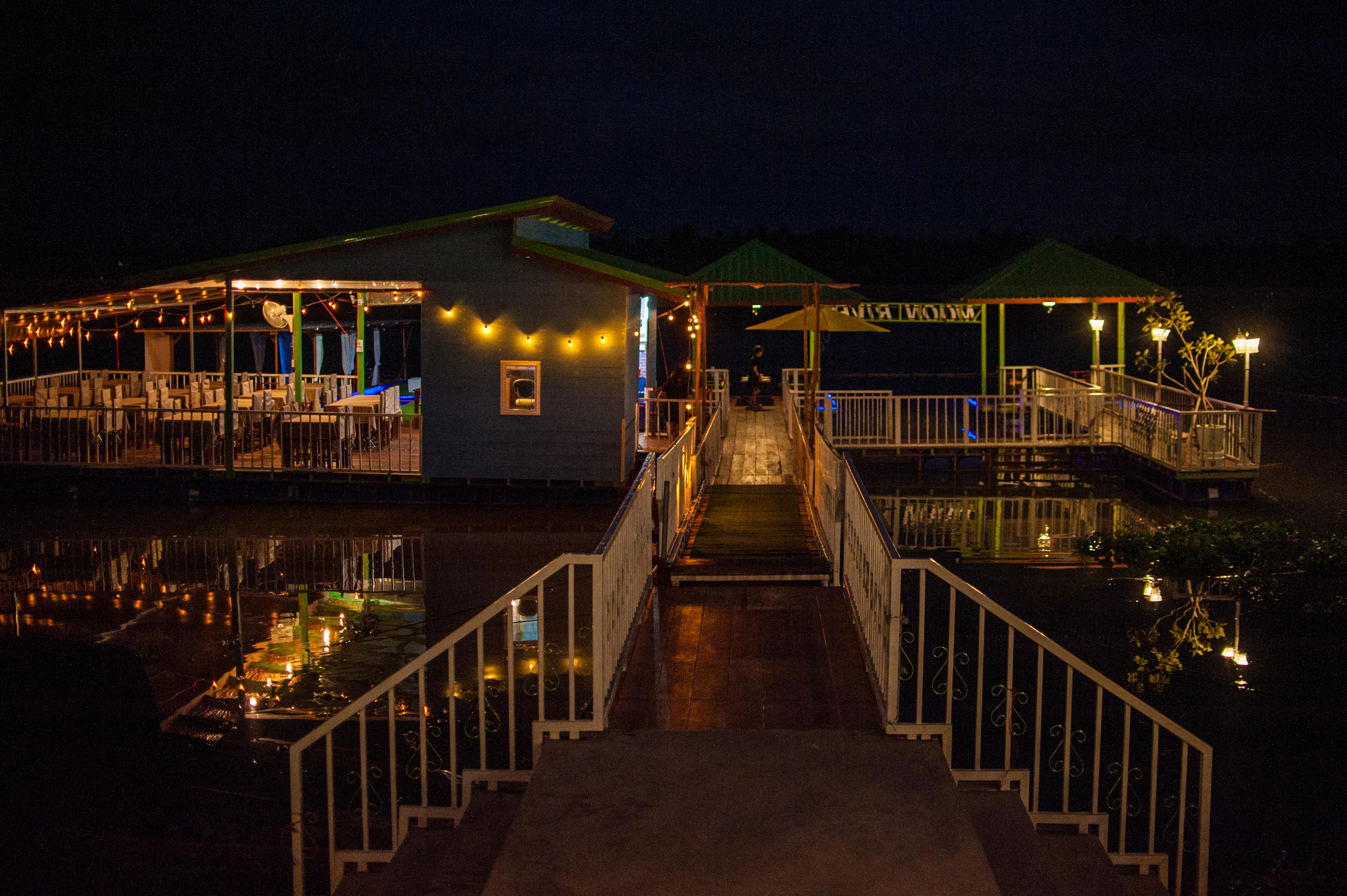 Bluemoon Riverside