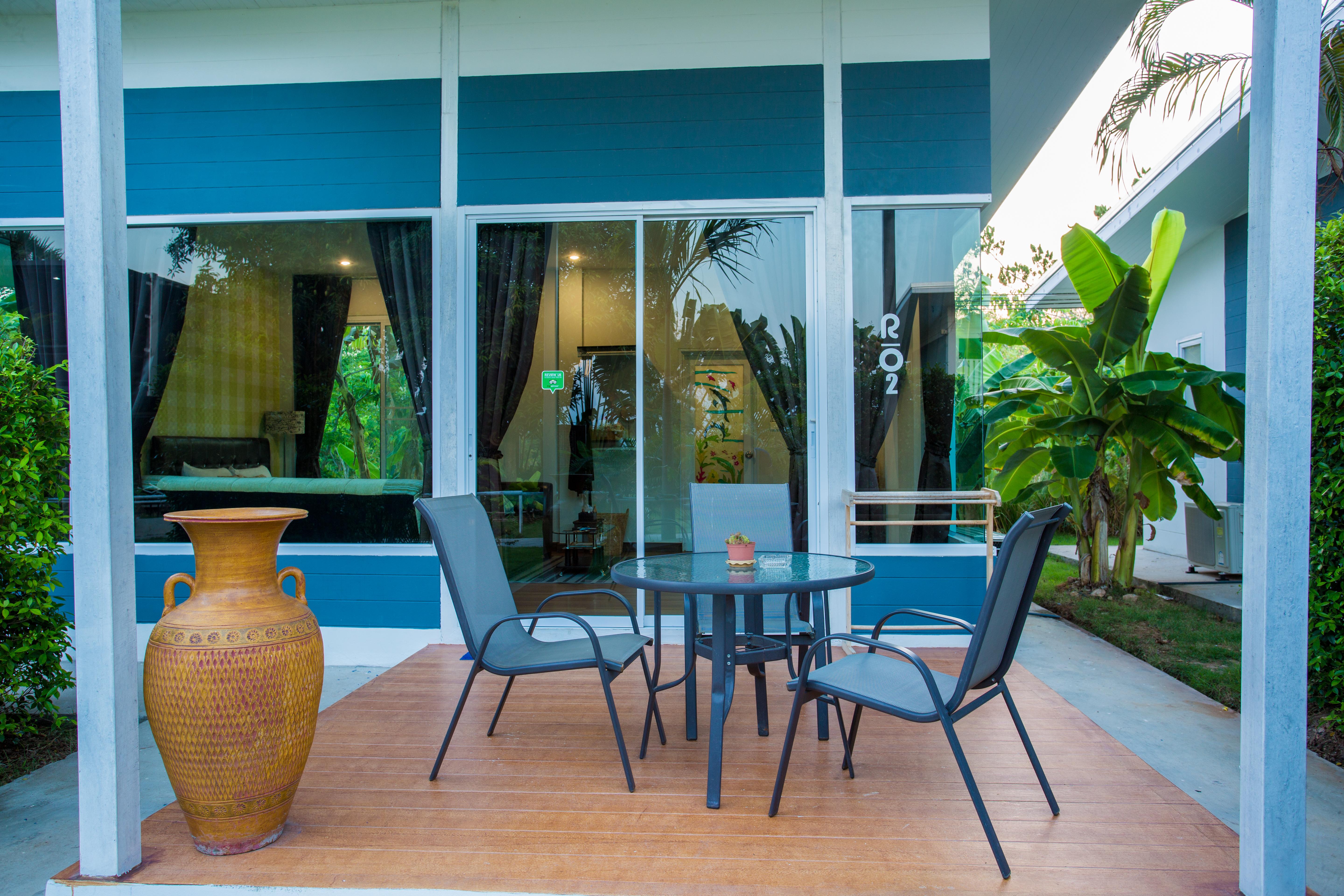 Bluemoon Riverside Resort 3*