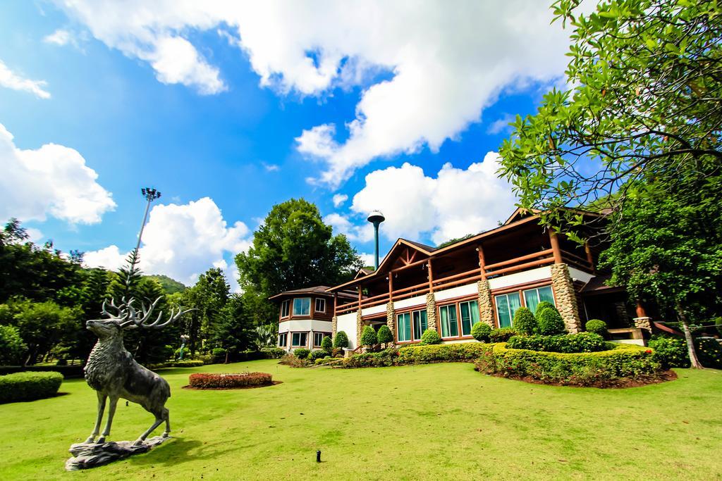 The Log Experience Khao Yai Holiday park Nong Nam Daeng