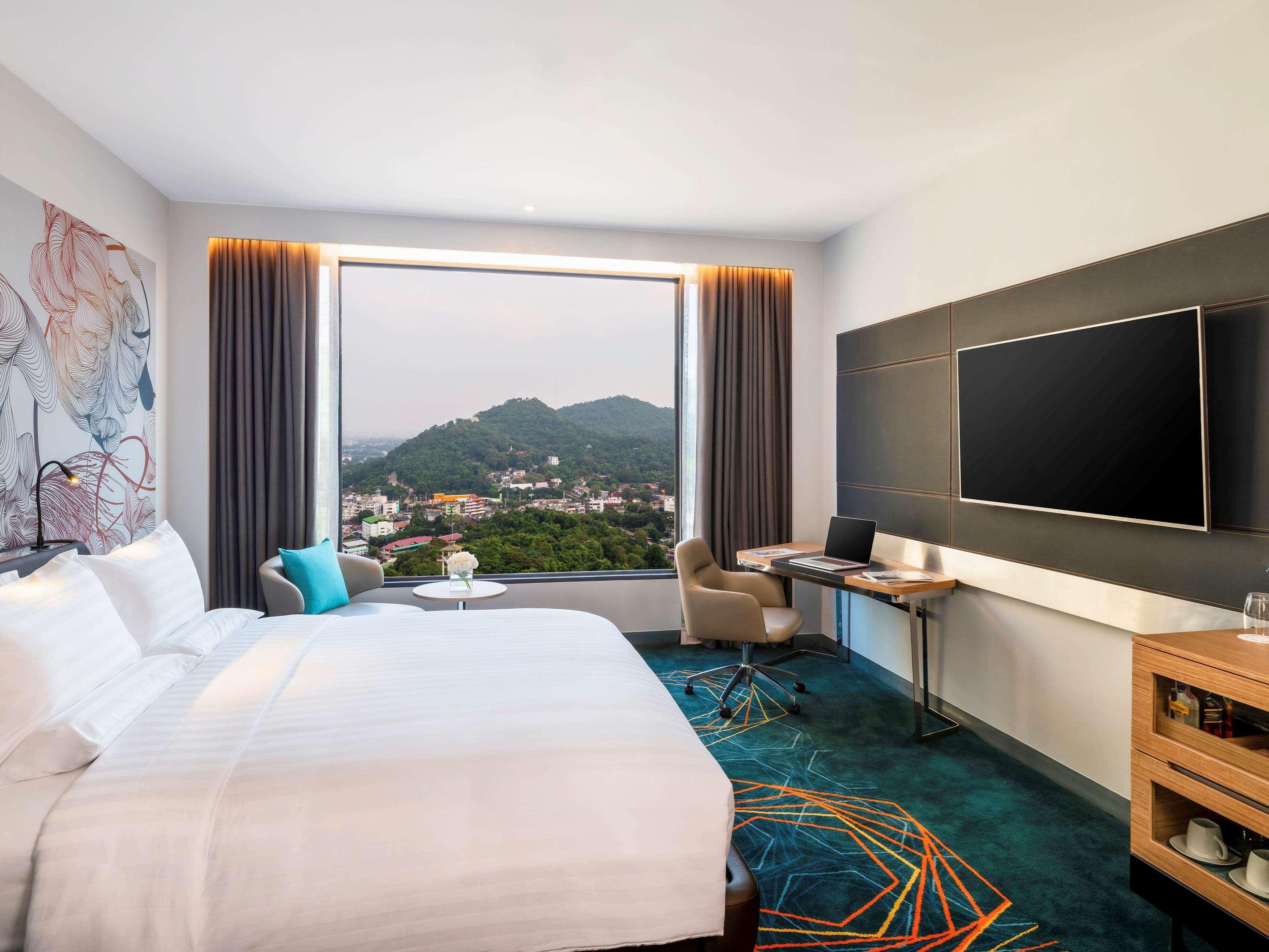 Hotel Novotel Marina Sriracha Si Racha