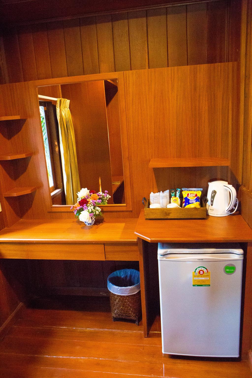 Capital O 991 Honey Hills Hotel