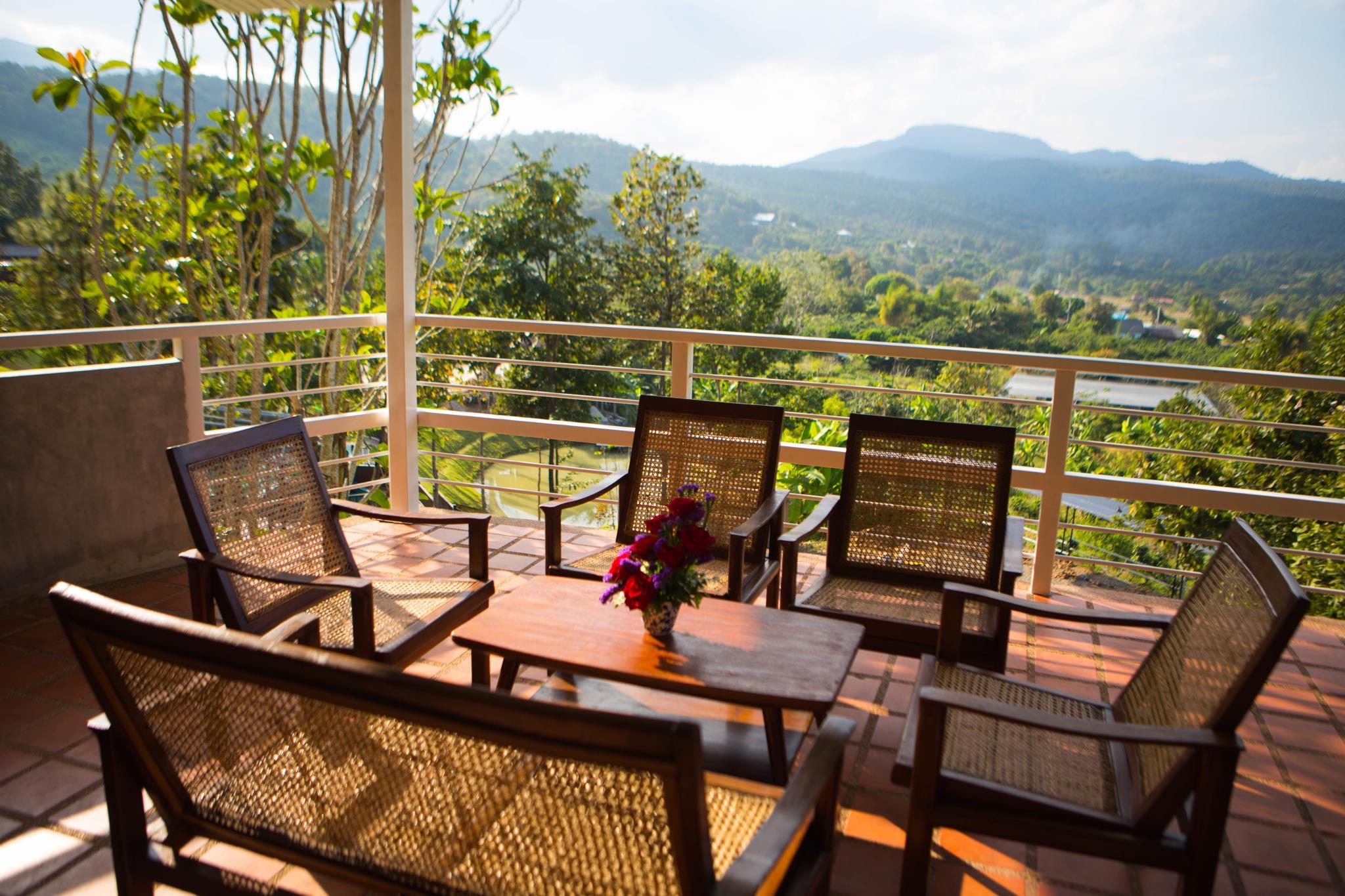 Capital O 991 Honey Hills Hotel Chiang Mai