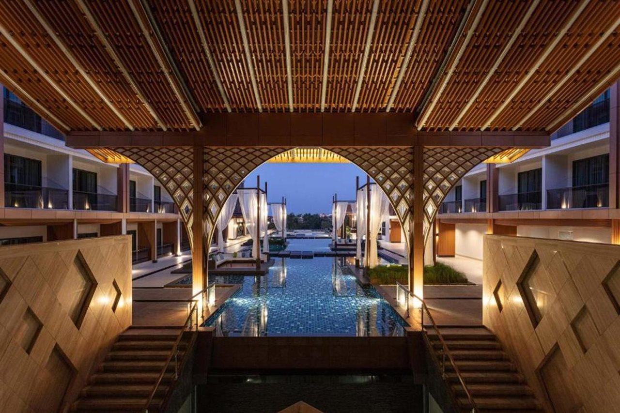 Laguna Grand & Hotel 5*