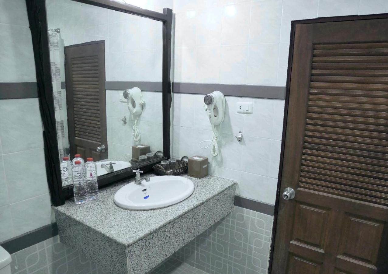 Hotel Pn Mountain And Krabi 3*