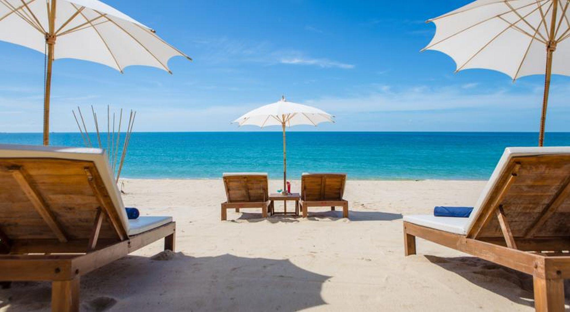 Coconut Hotel 3*