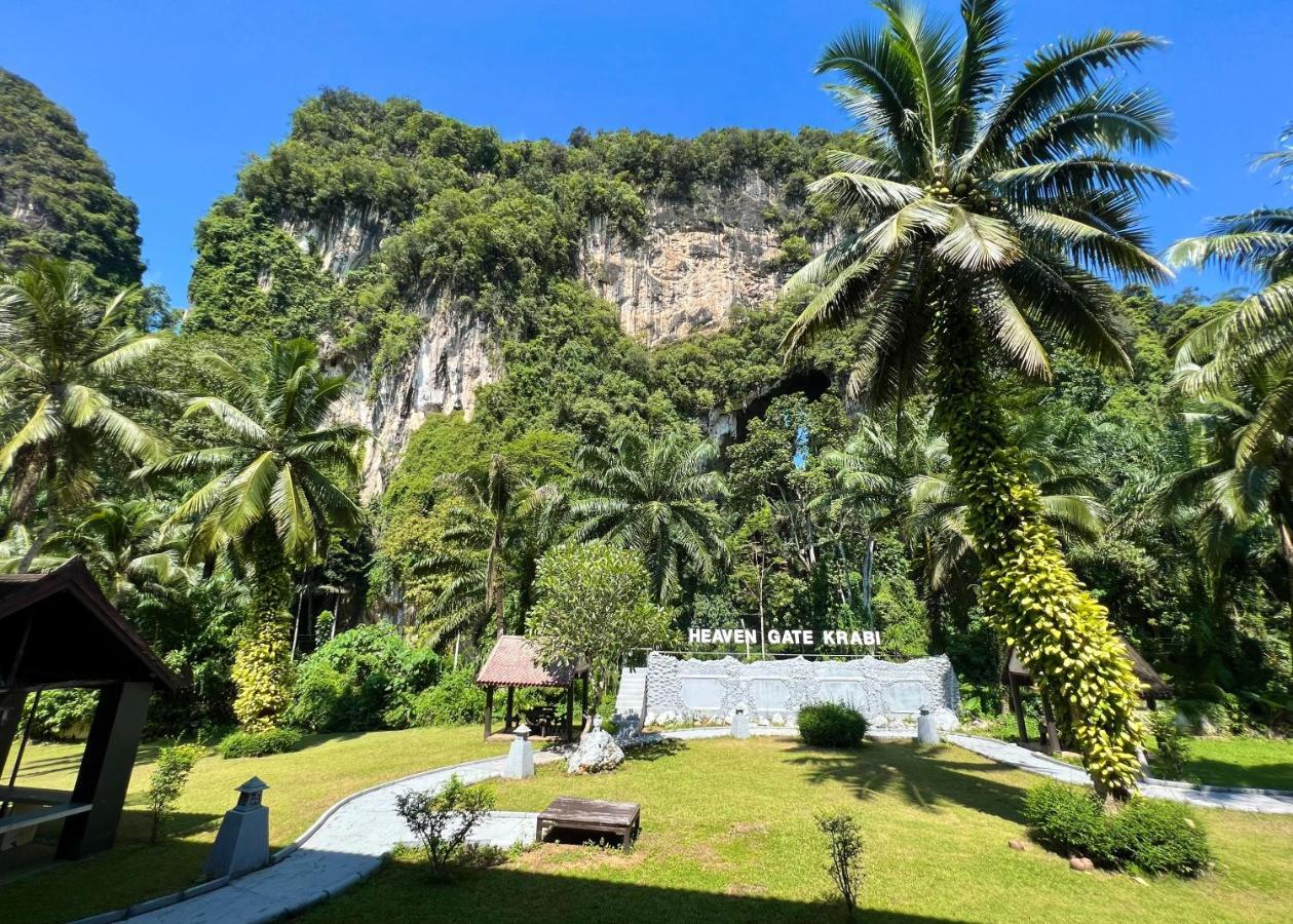 Pn Mountain And Krabi Hotel