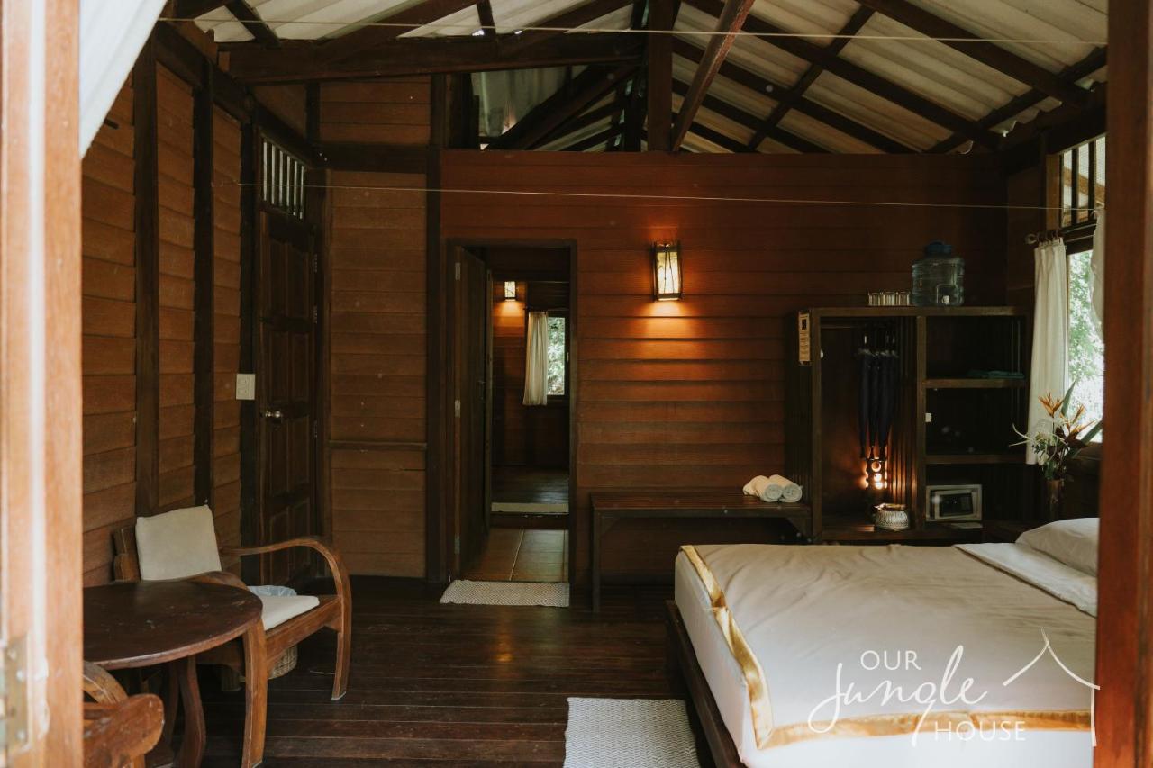 Resort Our Jungle House 3*