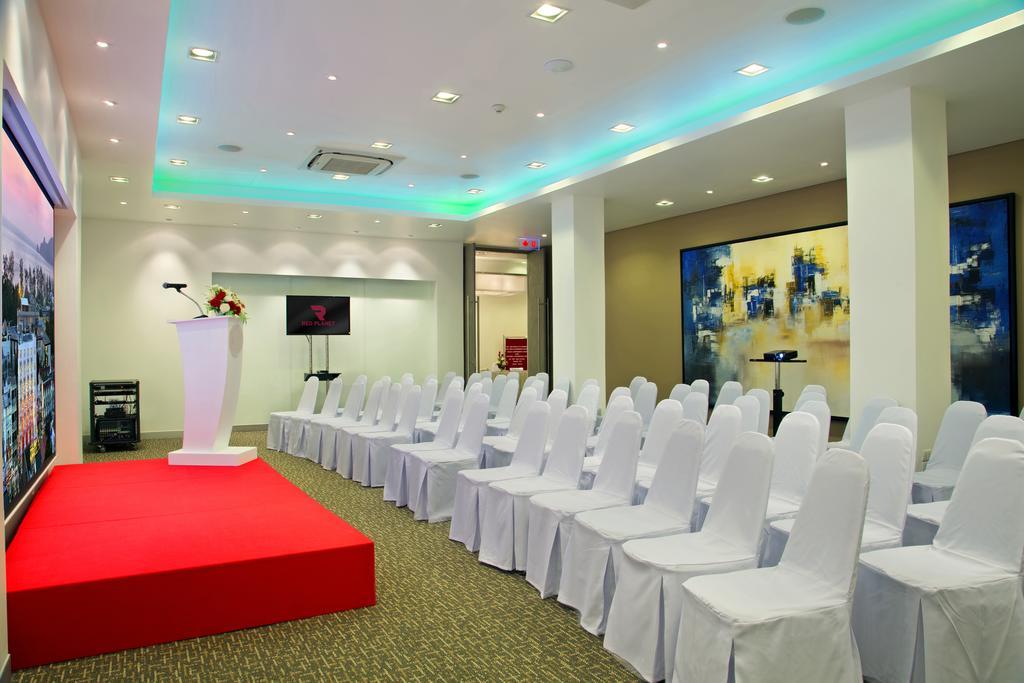 Red Planet Yai Sha Extra Hotel