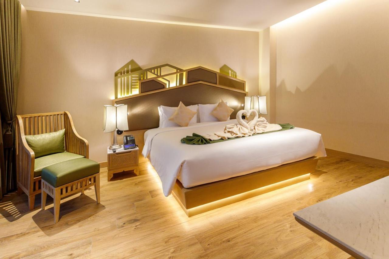 Hotel W1bangkoknoi 4*