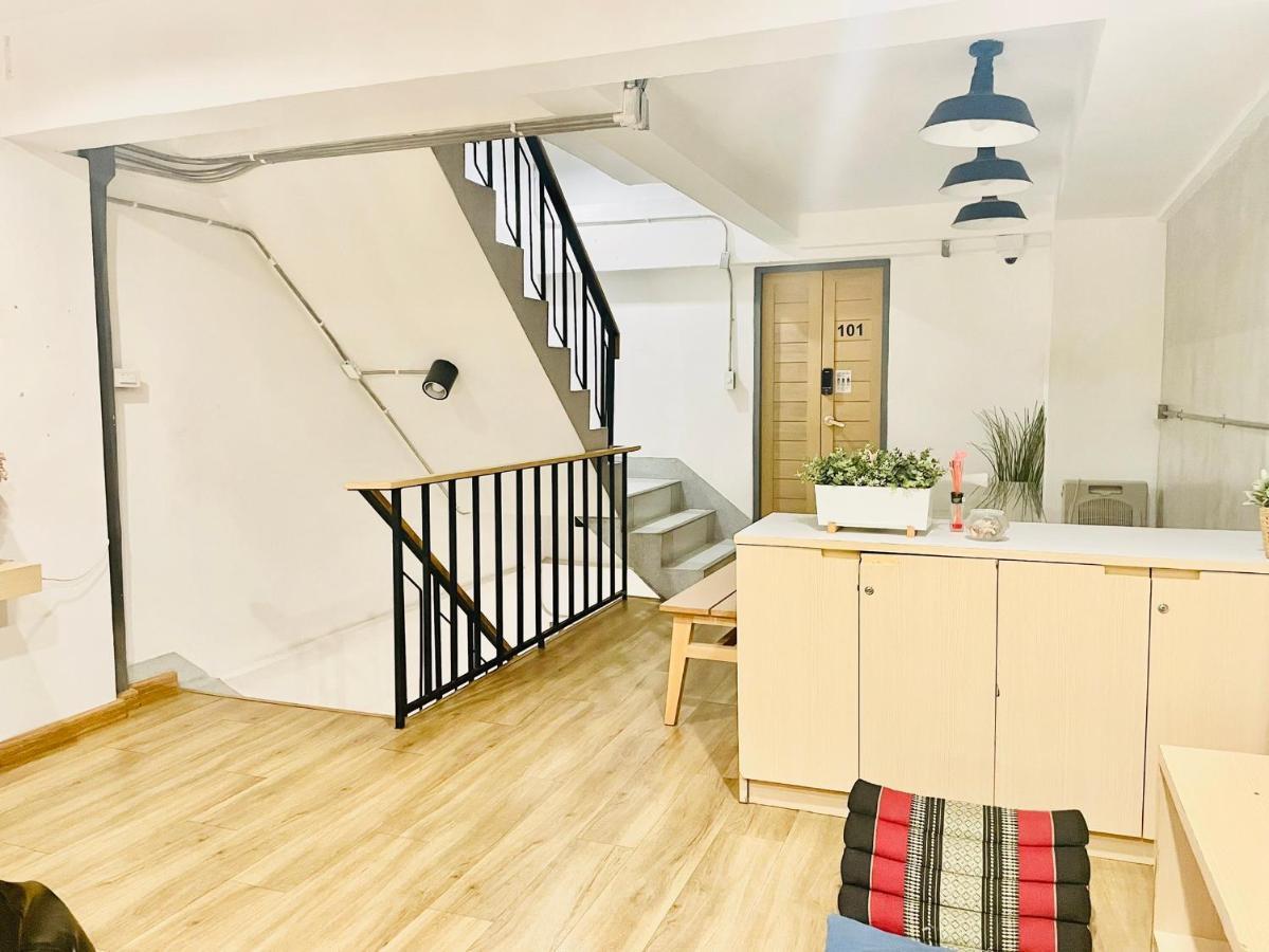 Ora Hostel