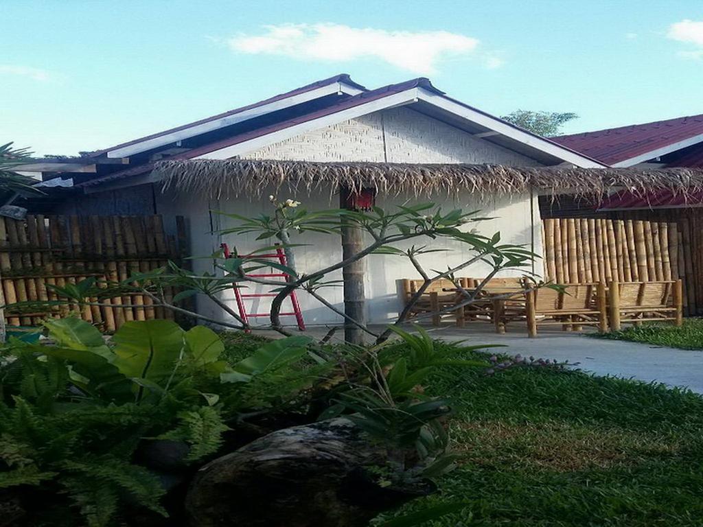 Hostel Backpacker Club (adults Only)