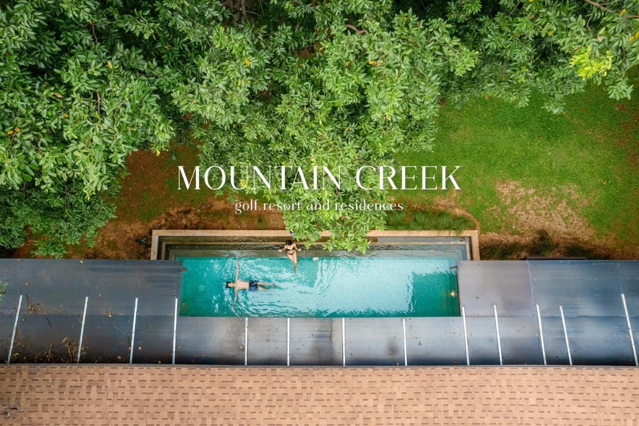 Mountain Creek Golf & Residences Resort Si Khio