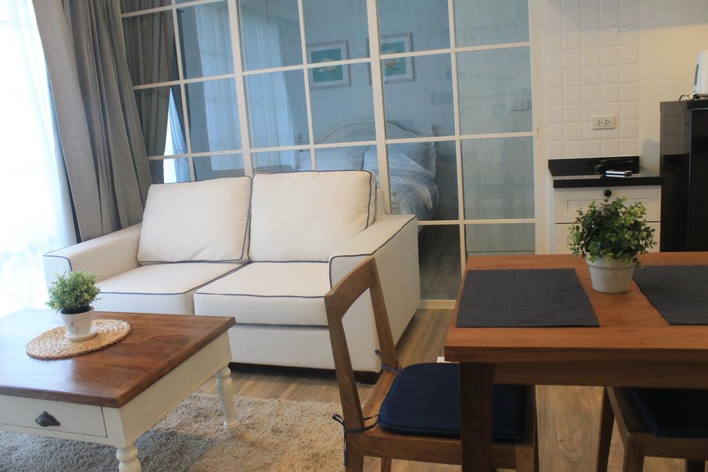 Apartment Summer By Vutchawat Hua Hin