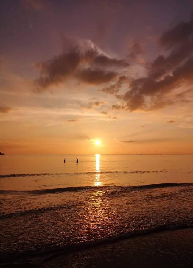 Chelona Beachfront Huahin Aparthotel *
