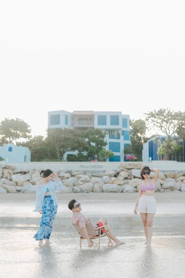 Chelona Beachfront Huahin Aparthotel *