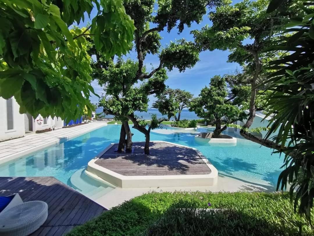 Chelona Beachfront Huahin *