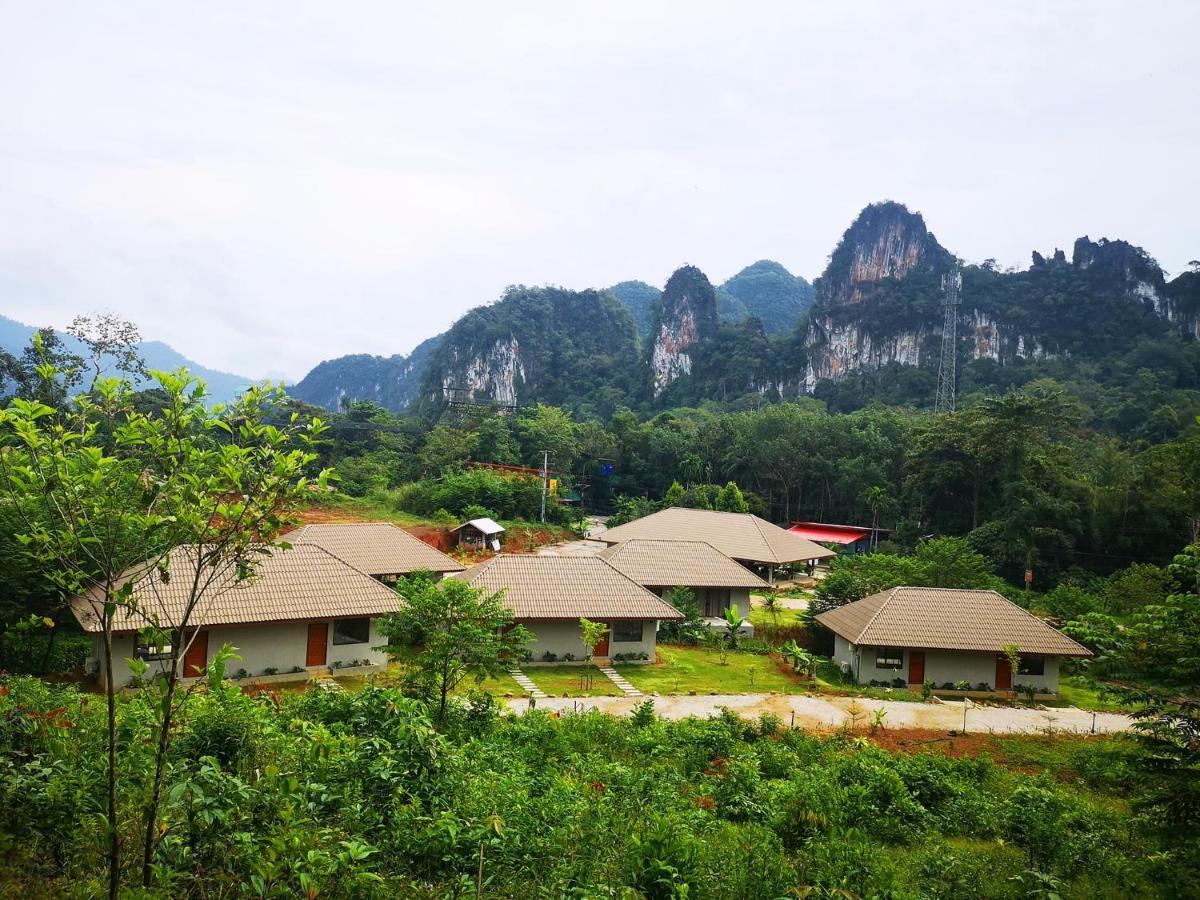 Guest house The Liveliwoods Khao Sok National Park