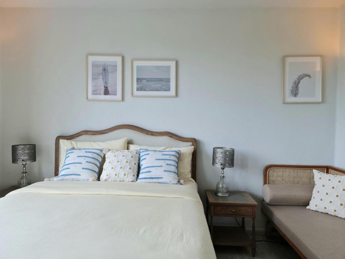 Chelona Beachfront Huahin Khao Tao