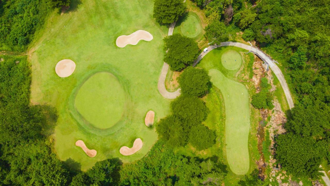 Mountain Creek Golf & Residences Resort