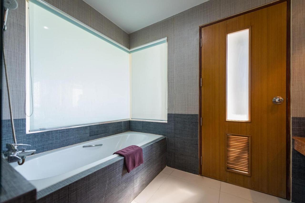 Hotel Uniland Golf & Nakhon Pathom