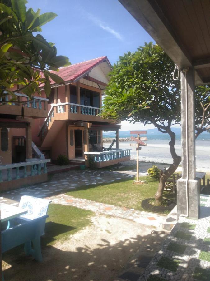 Charung 3* Haad Rin