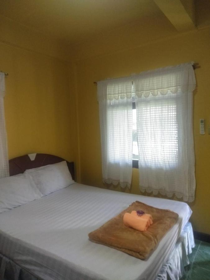 Hotel Charung 3*