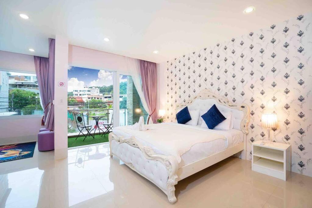 Spacious 4 Bedroom Vacation * Patong