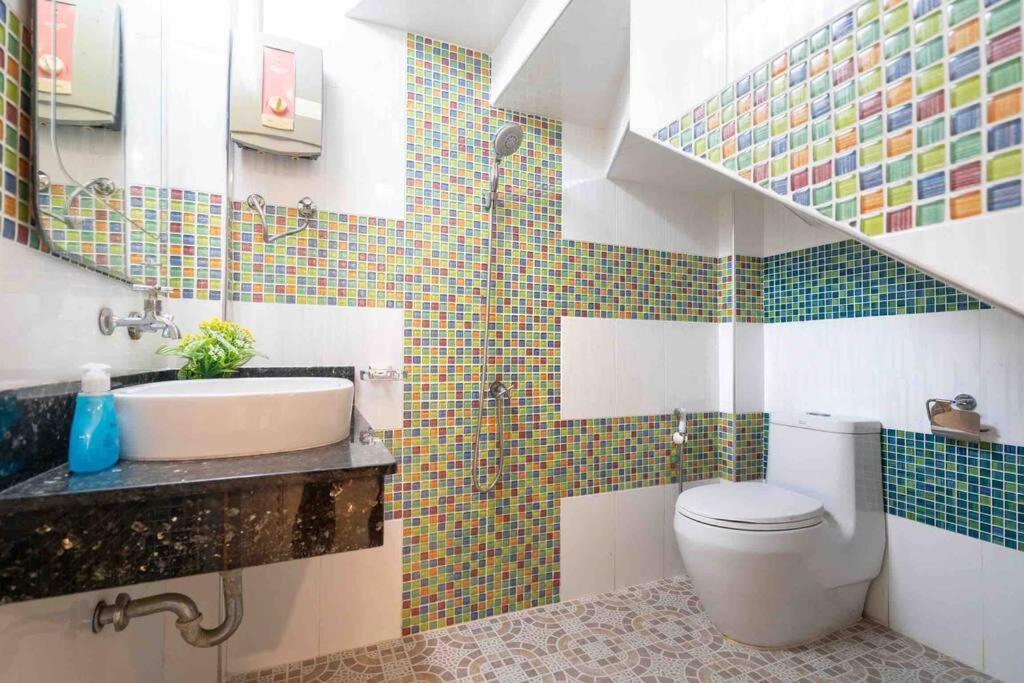 Spacious 4 Bedroom Vacation *