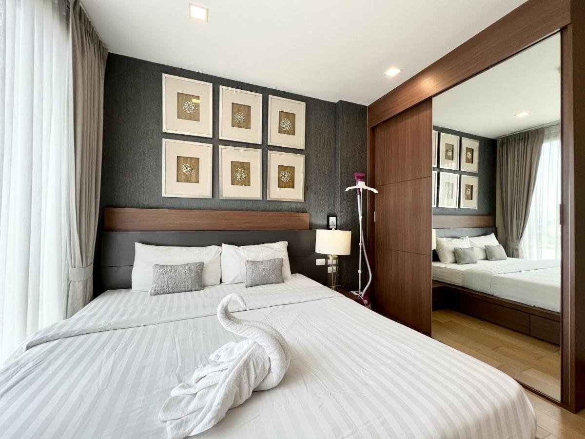 Luxury 2-bedroom With Pool Apartment