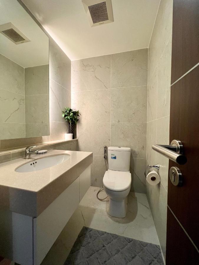 Luxury 2-bedroom With Pool Apartment Chiang Mai