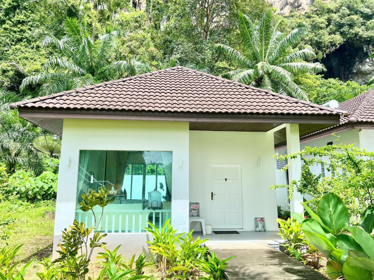Hotel Pn Mountain And Krabi 3*