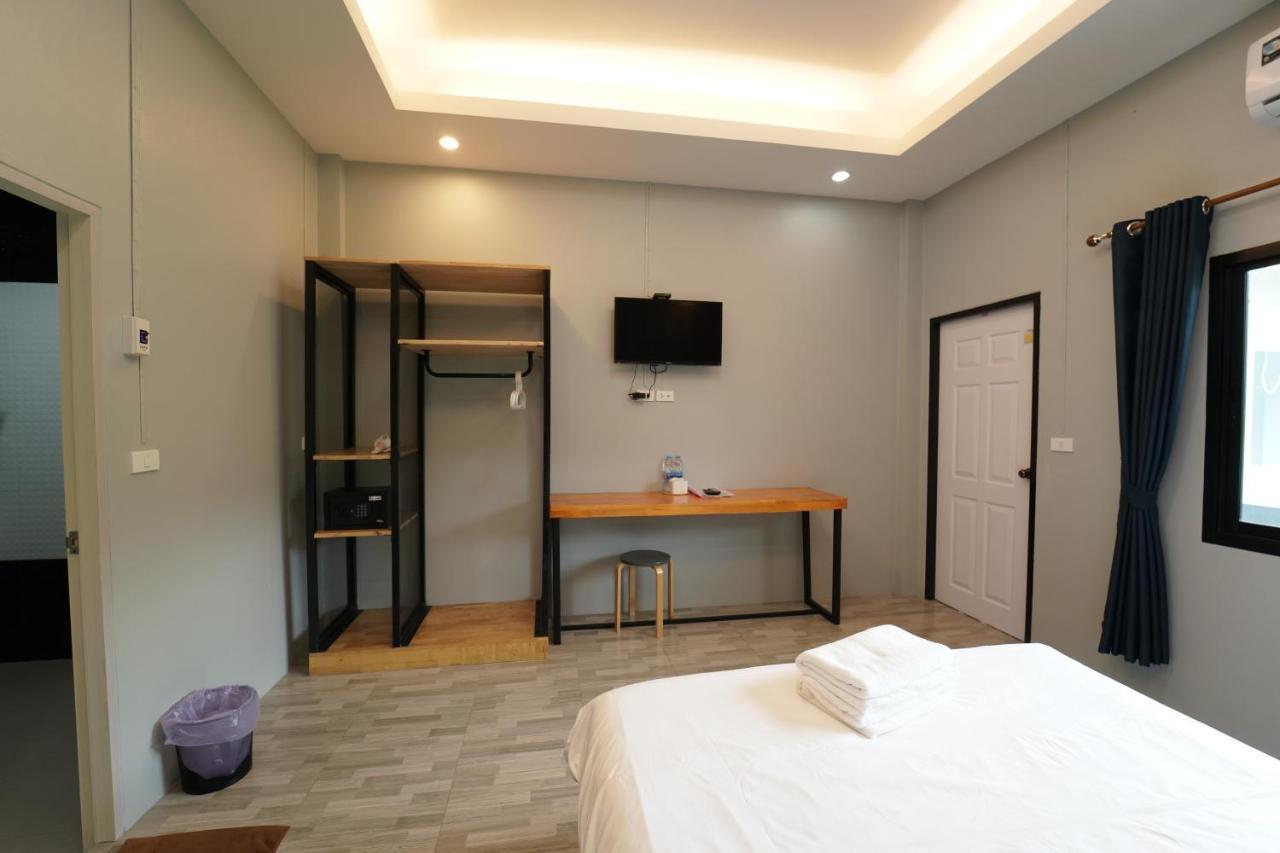 Chillax Khaosok - Sha Certified Hostel *