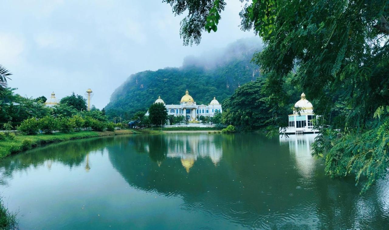 Khengpa Cafe & Resort Ratchaburi