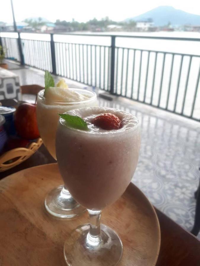 Chaiyai River Front Hotel Sichon