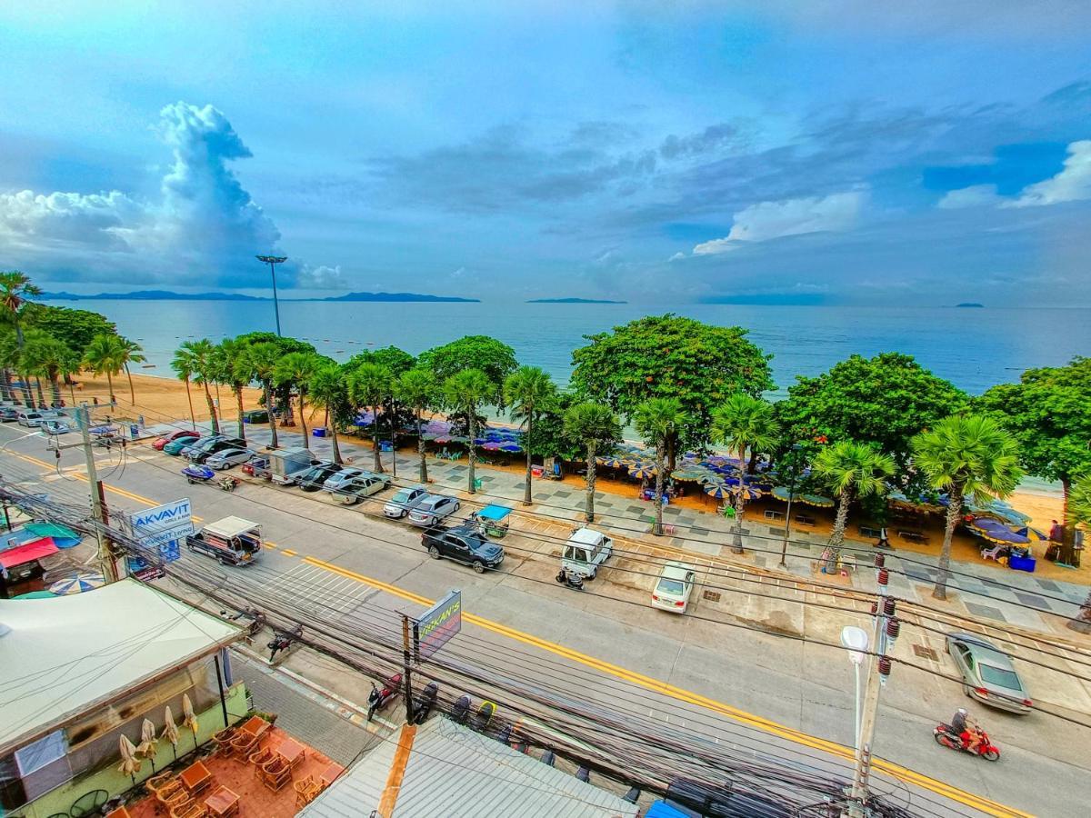Happy Vikings - Beachfront Guest house Jomtien Beach