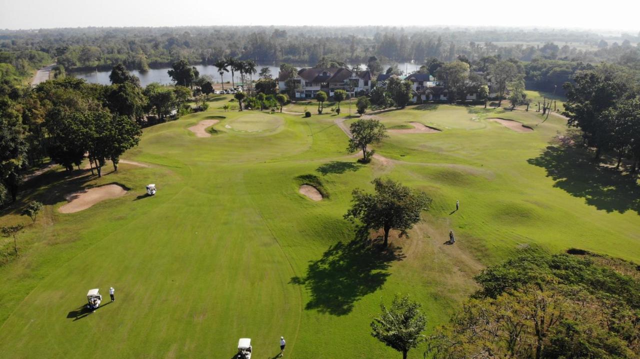 Korat Country Club Golf And *