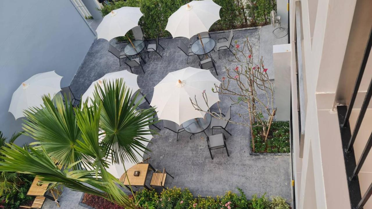 Hatchao Heritage Front Resort *