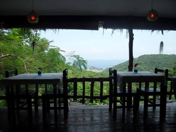 Tree House Hotel 3*