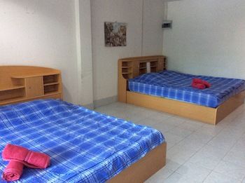 Onn At Cha Am Guest house