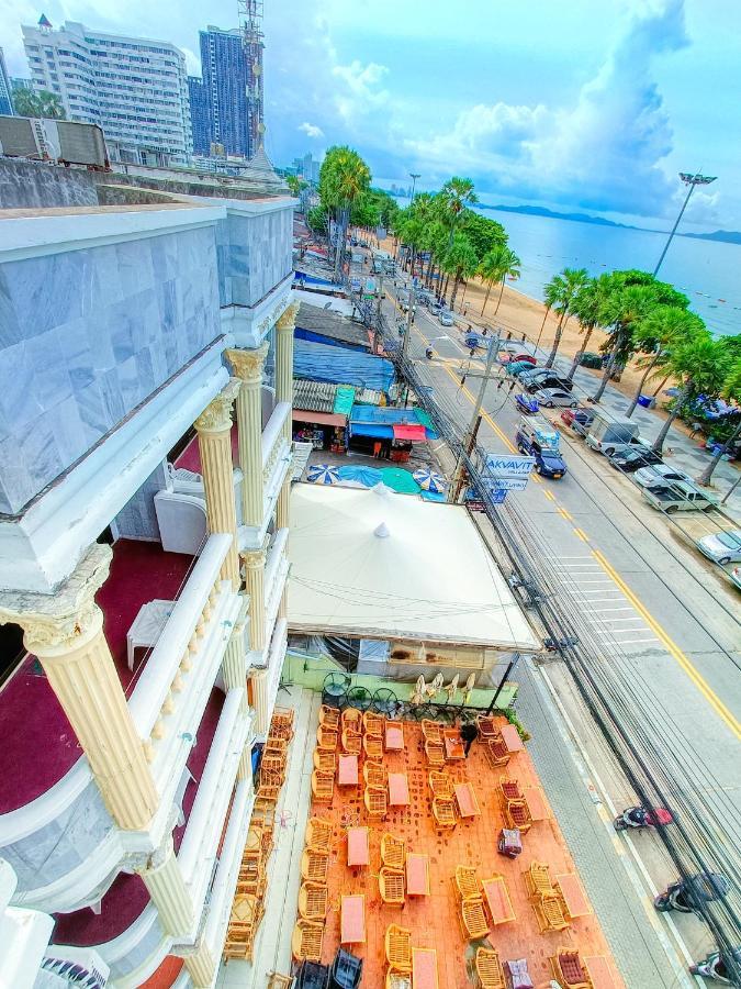 Happy Vikings - Beachfront Guest house 3*