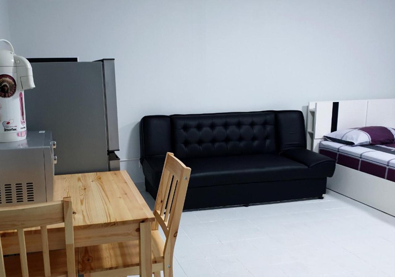 ห้องพักรายวัน เมืองทองธานี เรือนศรีตรัง Apartment *
