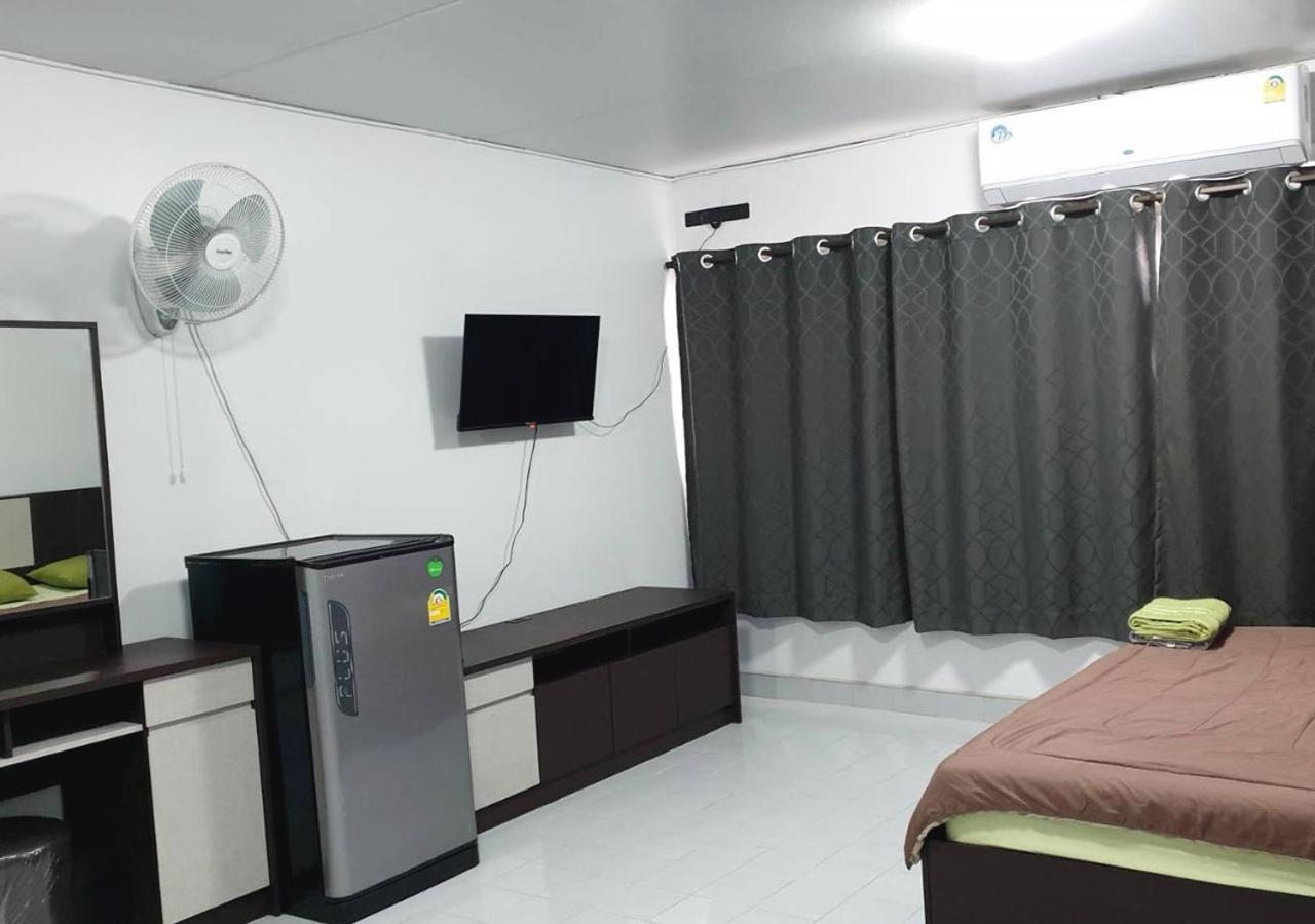 ห้องพักรายวัน เมืองทองธานี เรือนศรีตรัง Apartment