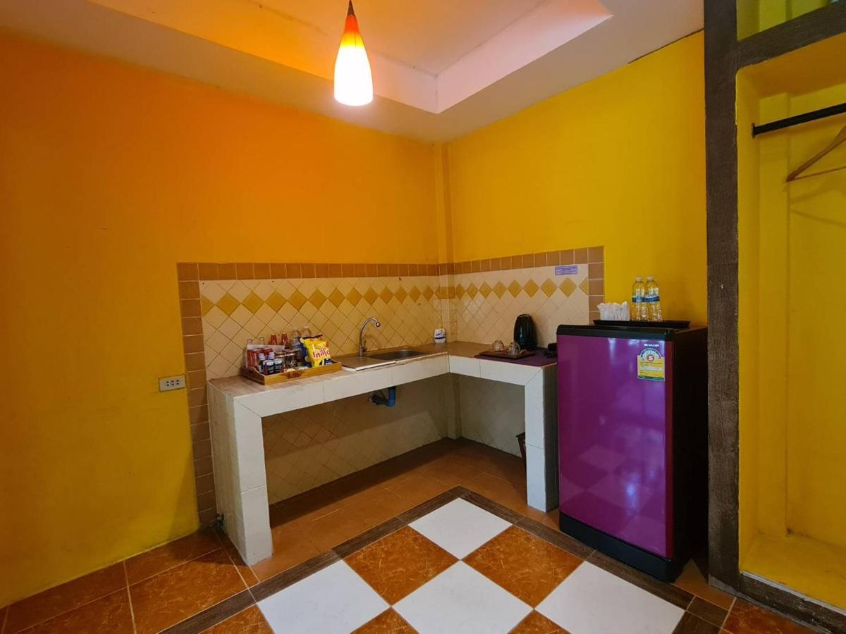 Resort Phutawan Chai Badan