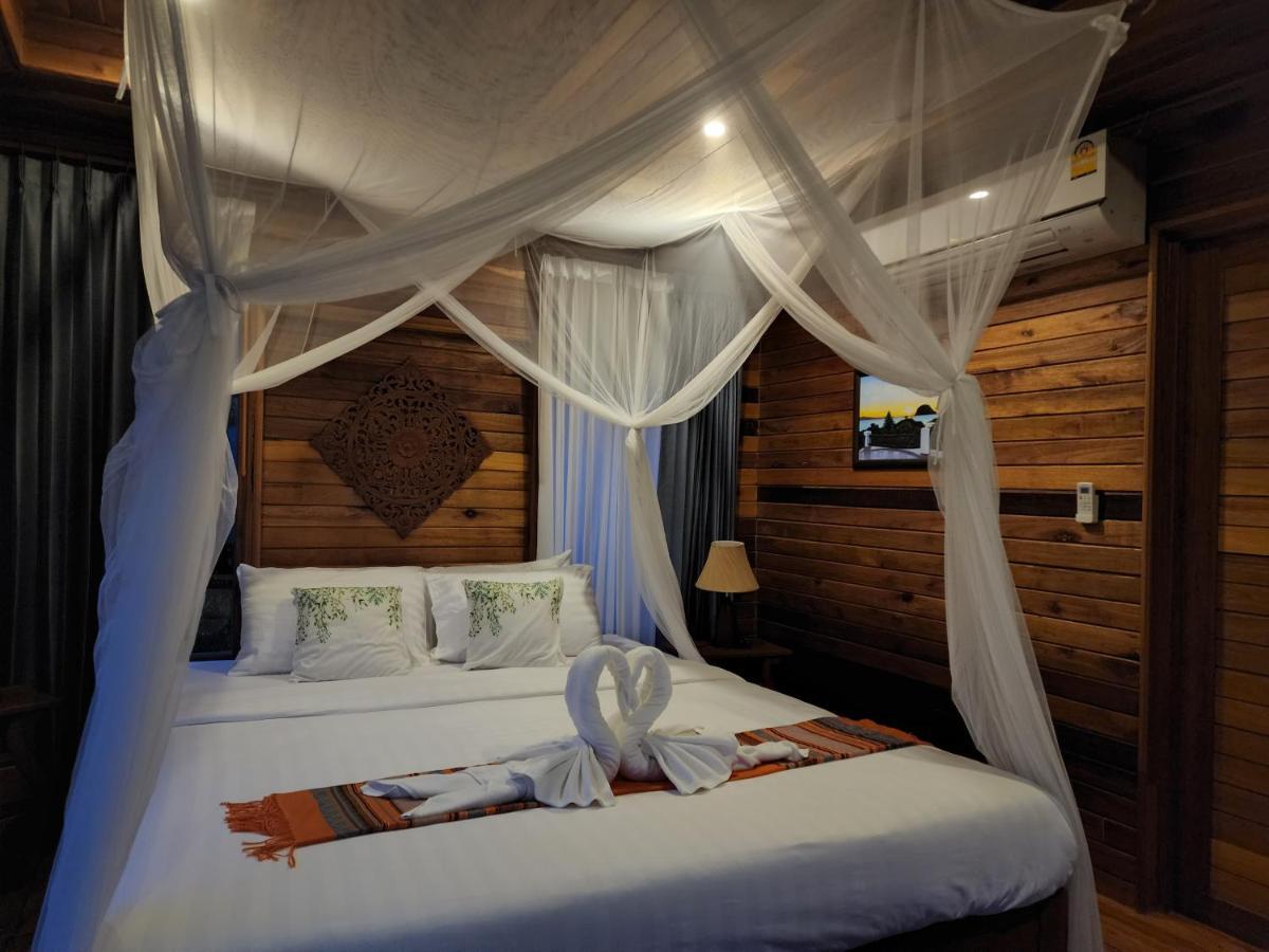 Esmeralda View - Sha Extra Resort