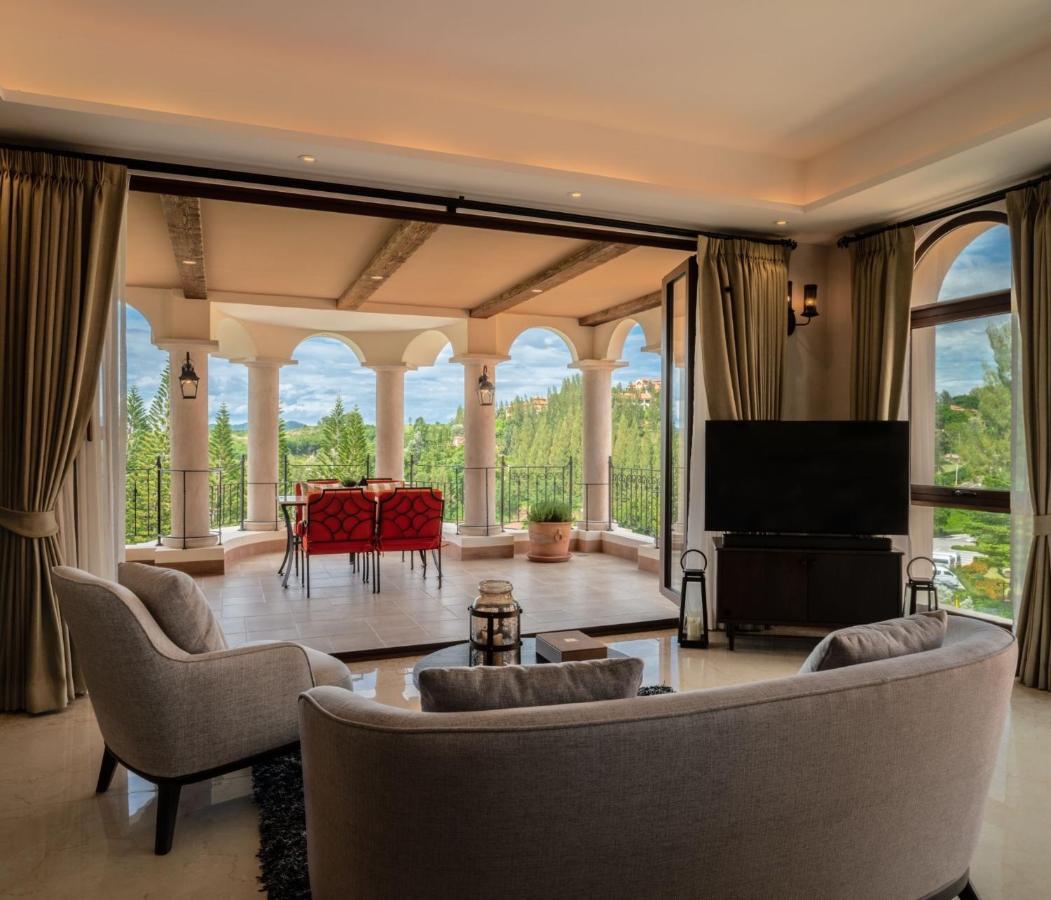 Toscana Valley Castello Della Valle Hotel 5*