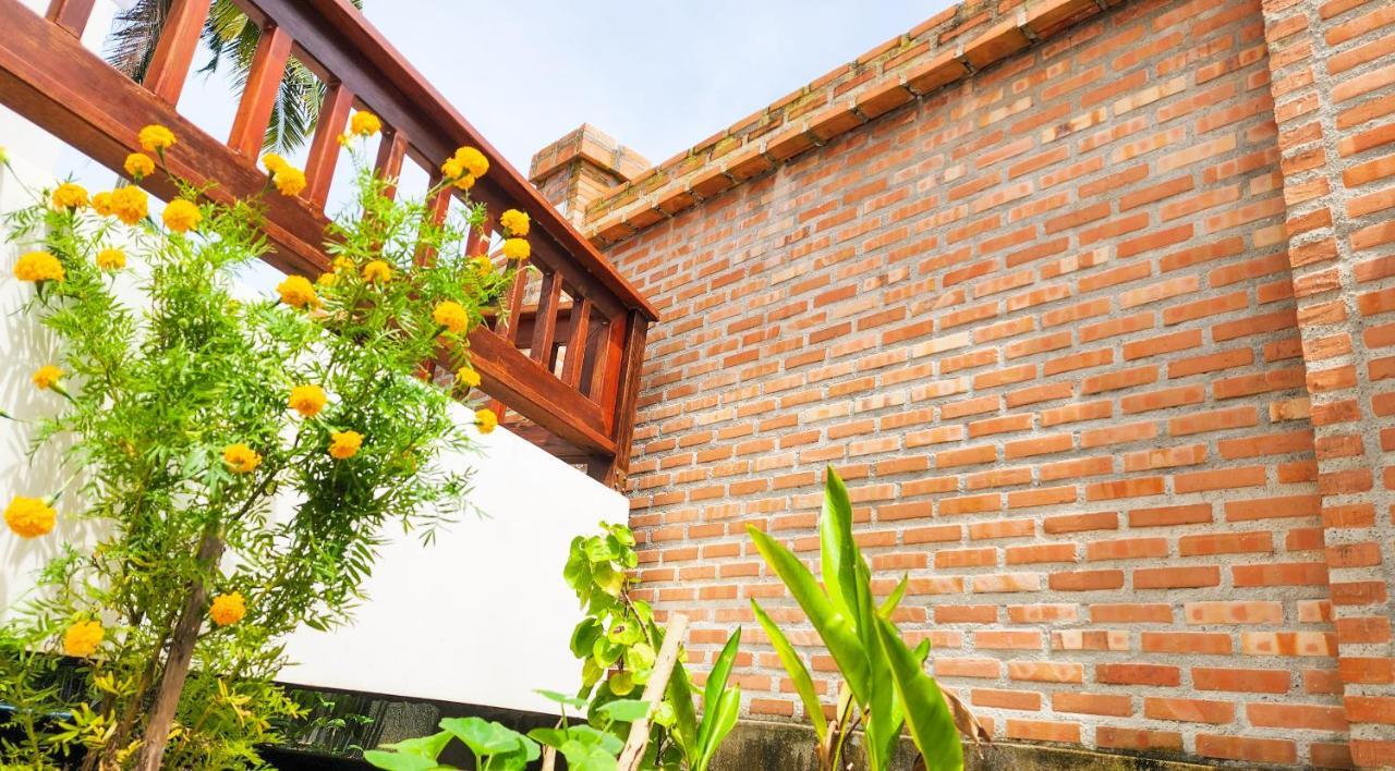 Baan Bhuwann Apartment
